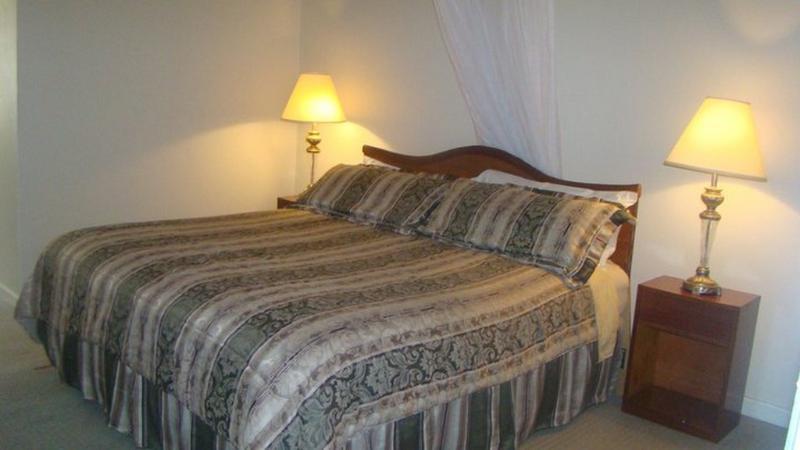 Executive Airport Hotel 엔테베 외부 사진