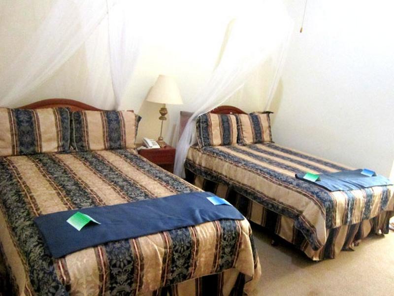 Executive Airport Hotel 엔테베 외부 사진