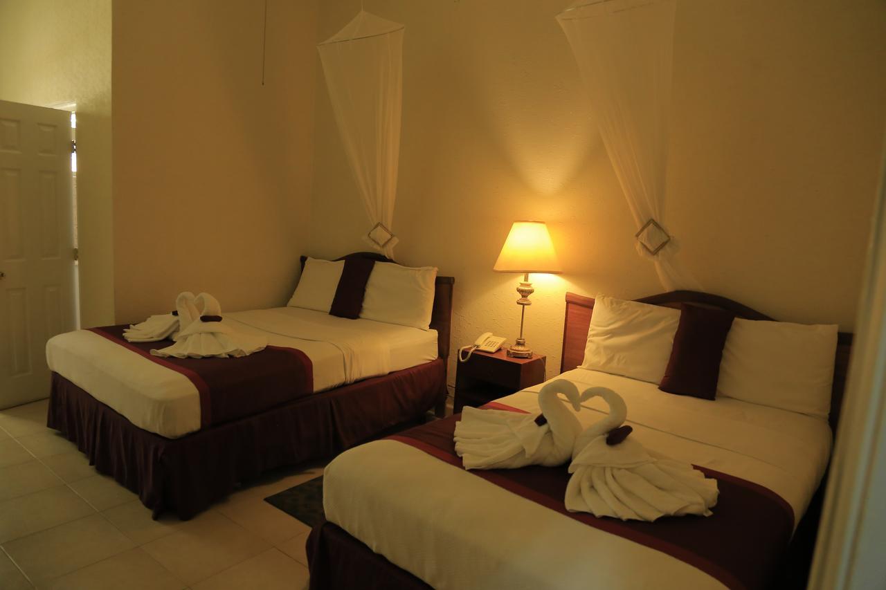 Executive Airport Hotel 엔테베 외부 사진